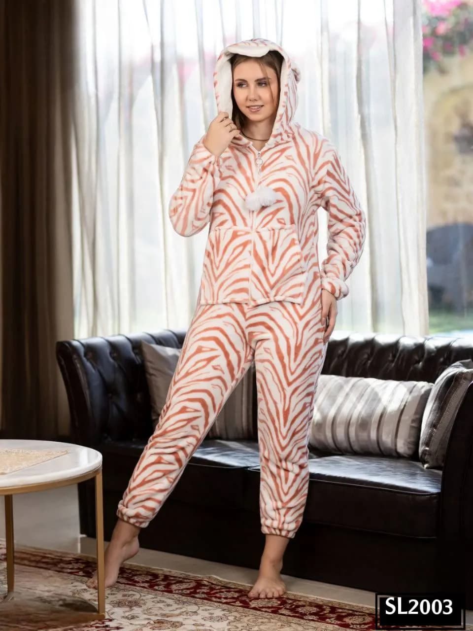 Orange Tiger Winter Set - 2003
